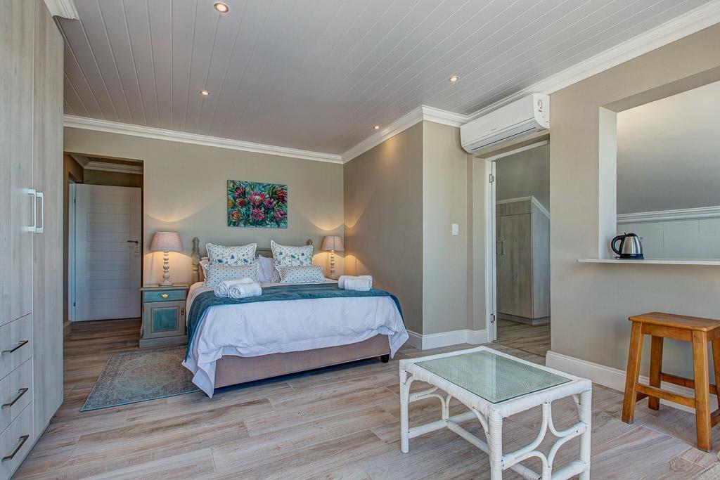 Marine Manor Hotell Mossel Bay Exteriör bild
